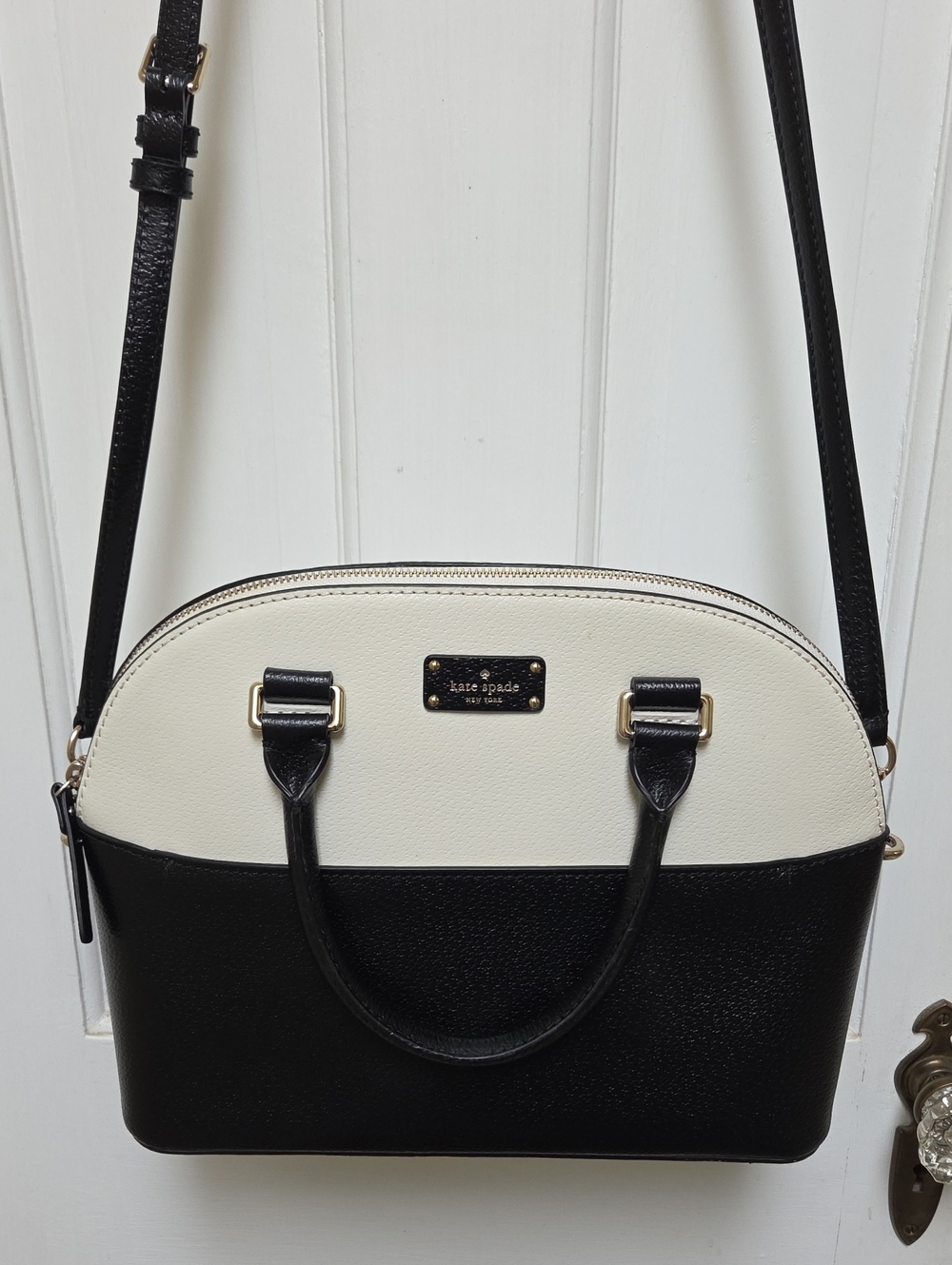Authentic Kate Spade New York Hand/Crossbody Bag